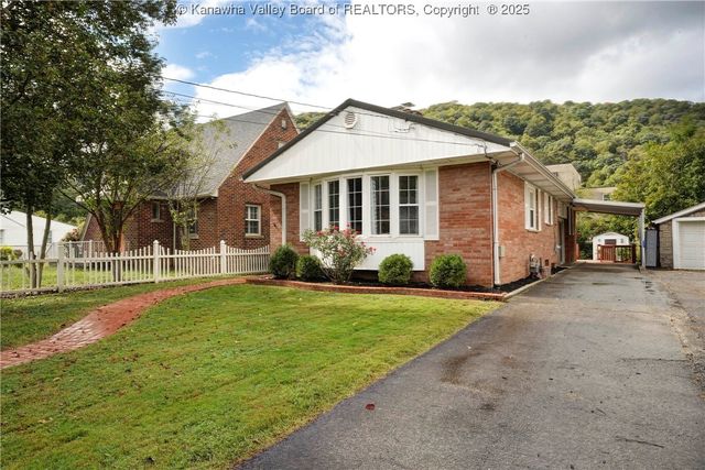 6551 Roosevelt Avenue, Charleston, WV 25304