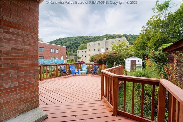 6551 Roosevelt Avenue, Charleston, WV 25304