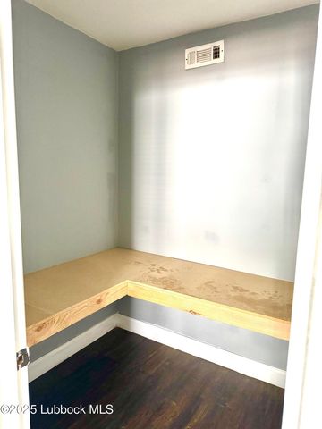 2518 37th Street, Lubbock, TX 79413