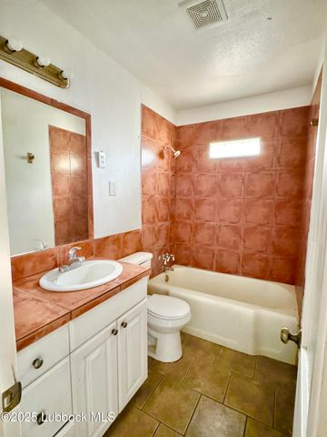 2518 37th Street, Lubbock, TX 79413