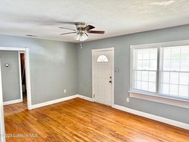 2518 37th Street, Lubbock, TX 79413