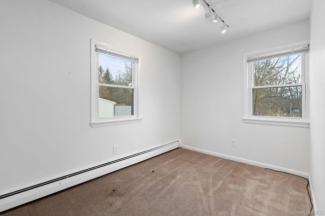 476 Coldenham Road, Walden, NY 12586