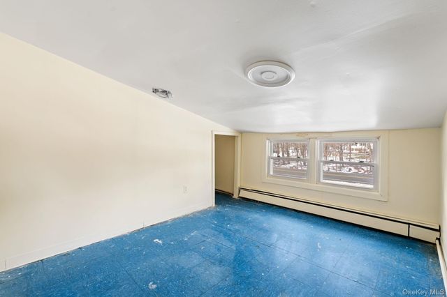 476 Coldenham Road, Walden, NY 12586