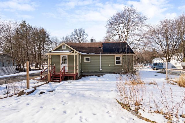 476 Coldenham Road, Walden, NY 12586