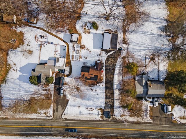 476 Coldenham Road, Walden, NY 12586