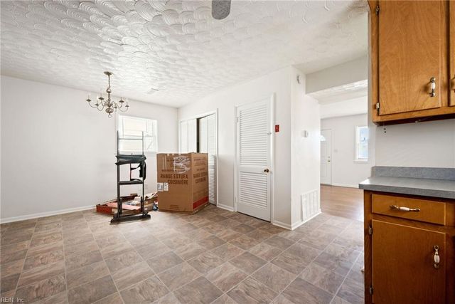 56 Poplar AVE, Newport News, VA 23607