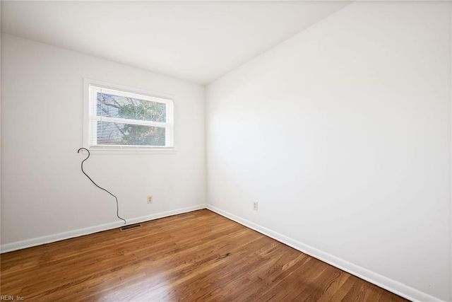 56 Poplar AVE, Newport News, VA 23607