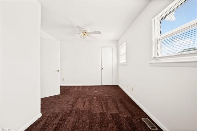 56 Poplar AVE, Newport News, VA 23607