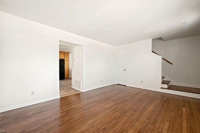 56 Poplar AVE, Newport News, VA 23607