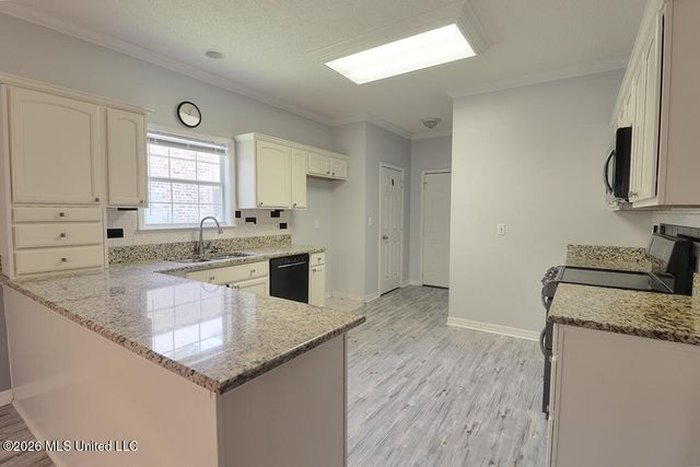 9461 Op La Way, Diamondhead, MS 39525