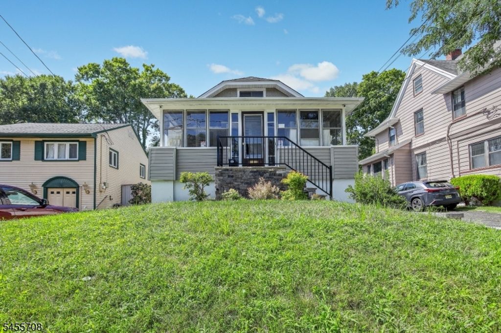 13 Cottage Pl, Nutley Twp., NJ 07110 — exterior