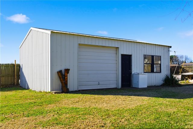 951 Alberty Lane, Westville, OK 74965