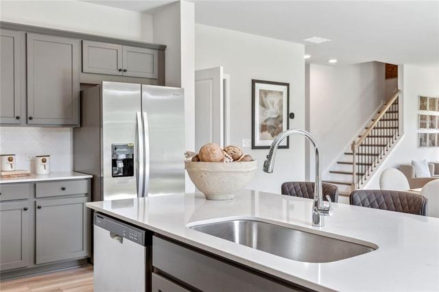 2069 Brookhill Way, Snellville, GA 30078