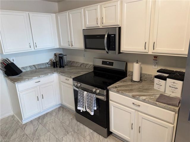 266 Cabell DR, Newport News, VA 23602