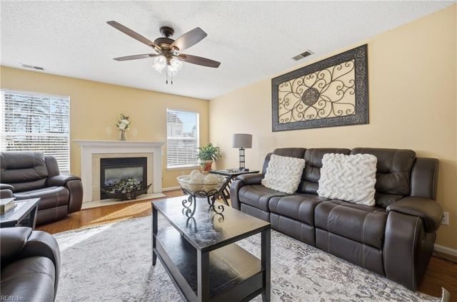 266 Cabell DR, Newport News, VA 23602