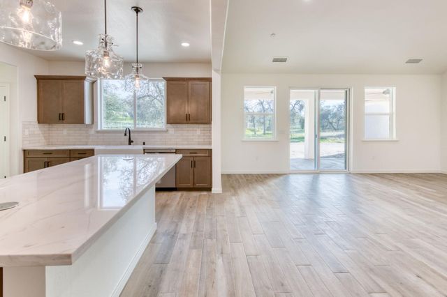 6413 N Pima Avenue, Fresno, CA 93722