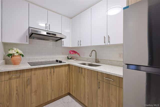 35-20 146th Street 3D, Flushing, NY 11354