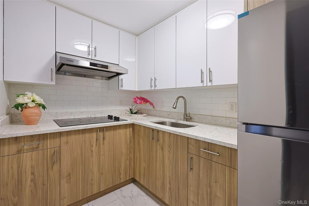 35-20 146th Street 3D, Flushing, NY 11354 — photo 2