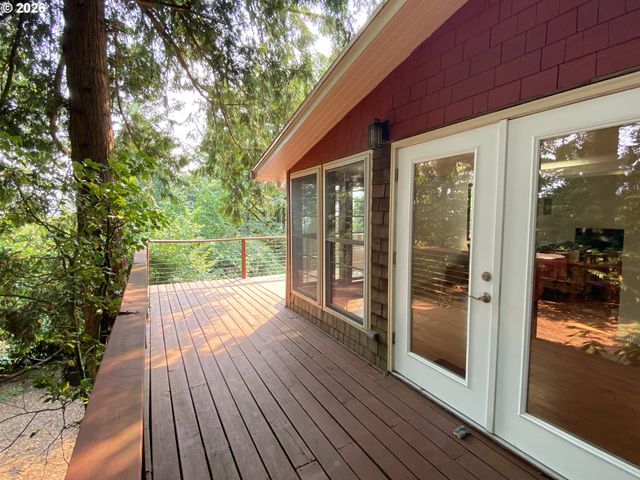 3840 Sw PATTON Rd, Portland, OR 97221