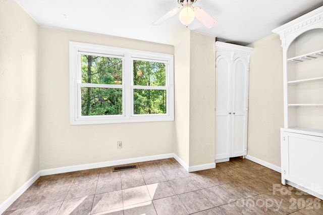 138 Brooklyn Road, Asheville, NC 28803