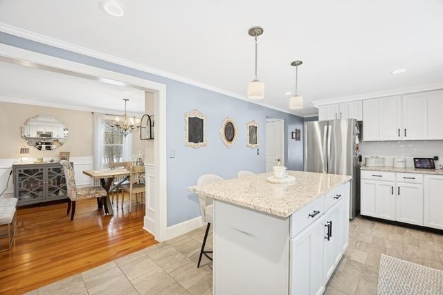 2 Sterling Court, Northborough, MA 01532