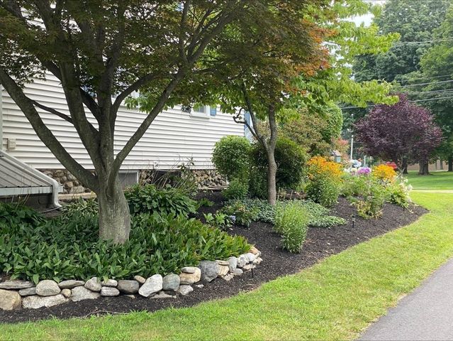 2 Sterling Court, Northborough, MA 01532