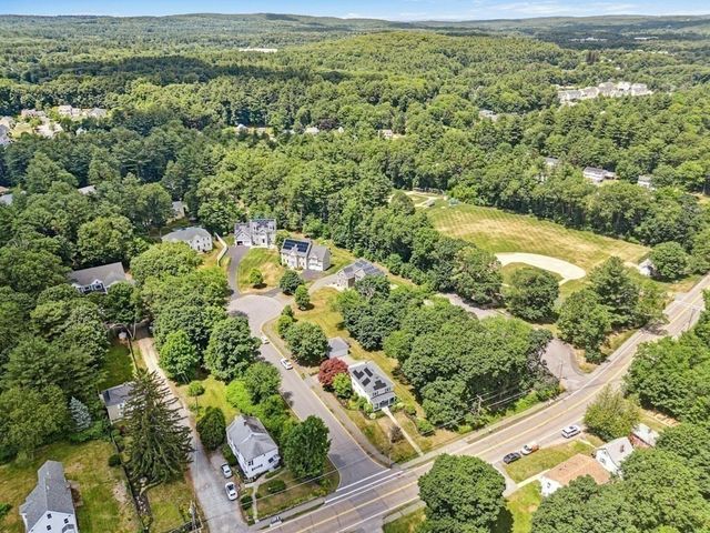 2 Sterling Court, Northborough, MA 01532