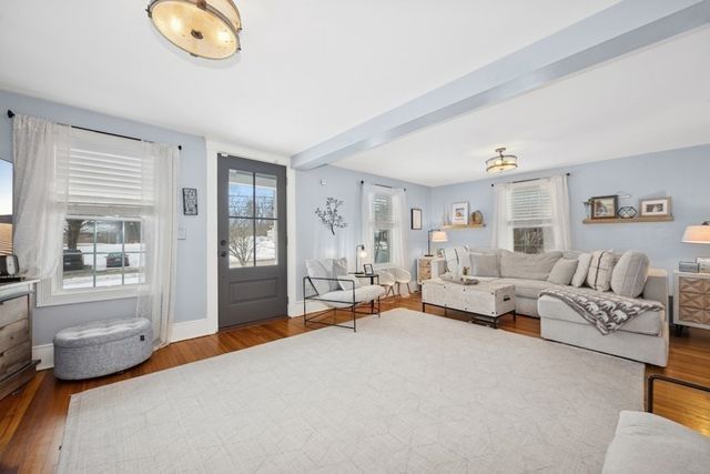 2 Sterling Court, Northborough, MA 01532