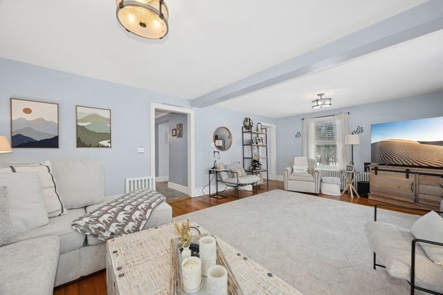 2 Sterling Court, Northborough, MA 01532