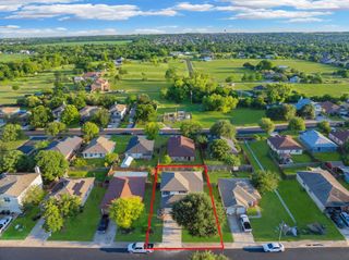 124 Steven ST, Hutto, TX 78634