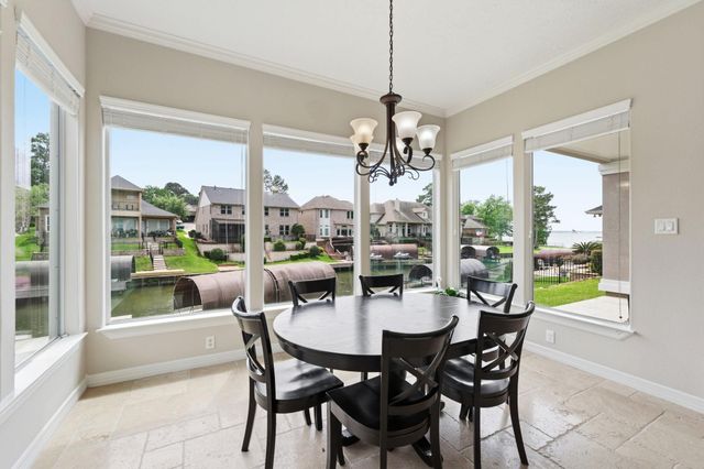 12323 Longmire Cove, Conroe, TX 77304