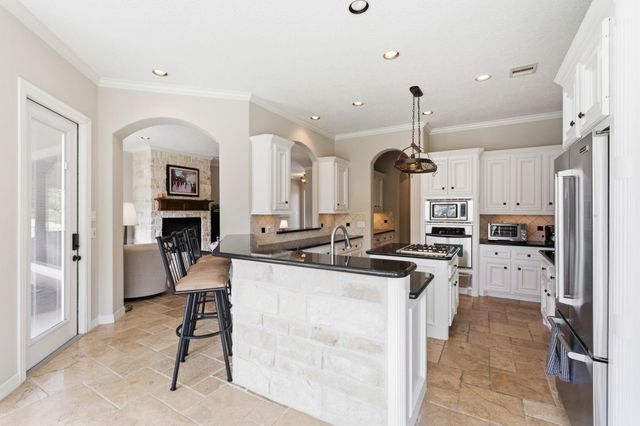 12323 Longmire Cove, Conroe, TX 77304