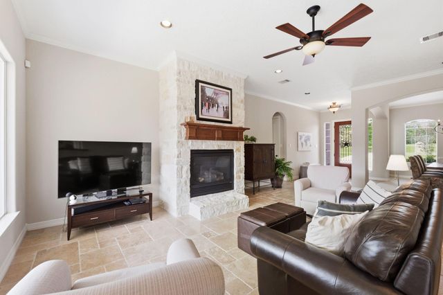 12323 Longmire Cove, Conroe, TX 77304