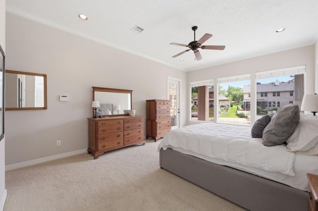 12323 Longmire Cove, Conroe, TX 77304