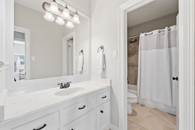 12323 Longmire Cove, Conroe, TX 77304