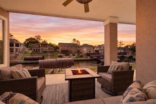 12323 Longmire Cove, Conroe, TX 77304