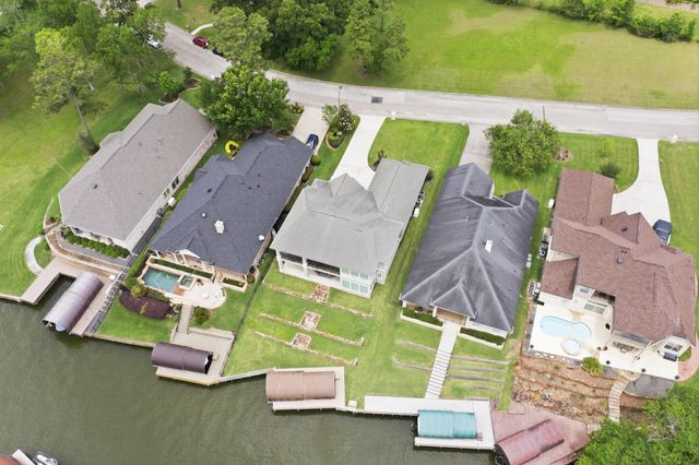 12323 Longmire Cove, Conroe, TX 77304