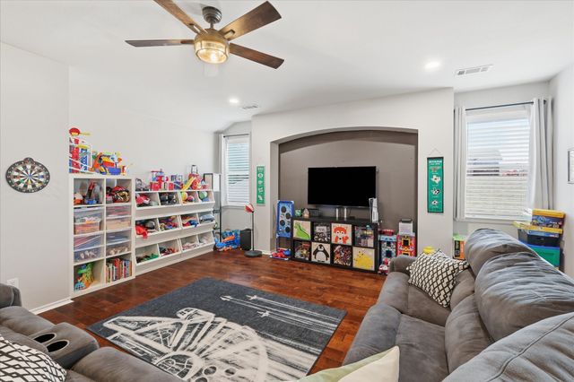 12848 Old Macgregor Lane, Fort Worth, TX 76244