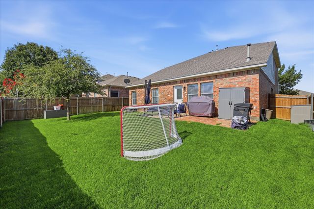 12848 Old Macgregor Lane, Fort Worth, TX 76244