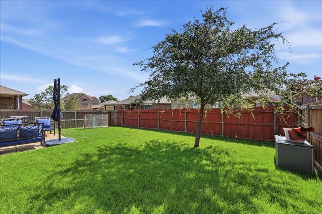 12848 Old Macgregor Lane, Fort Worth, TX 76244