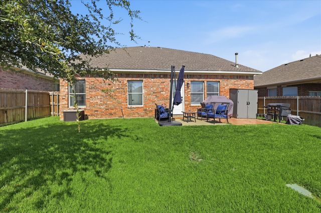 12848 Old Macgregor Lane, Fort Worth, TX 76244