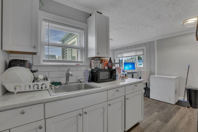 2532 Renwood Place, Columbus, OH 43211