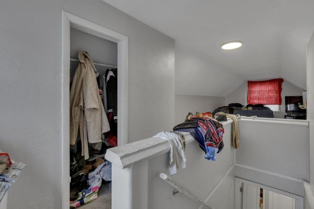 2532 Renwood Place, Columbus, OH 43211