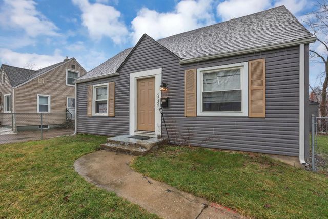 2532 Renwood Place, Columbus, OH 43211