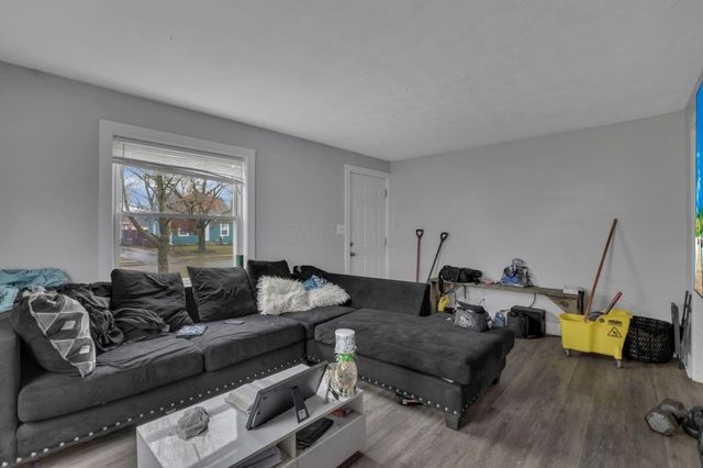 2532 Renwood Place, Columbus, OH 43211