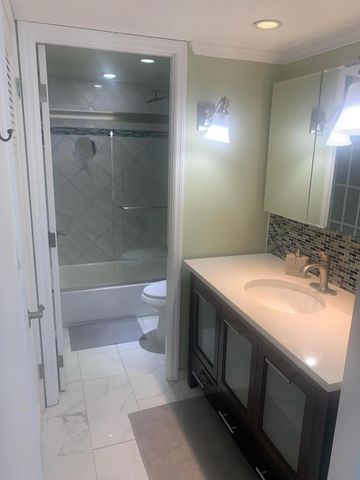 6039 COLLINS Avenue 1722, Miami Beach, FL 33140