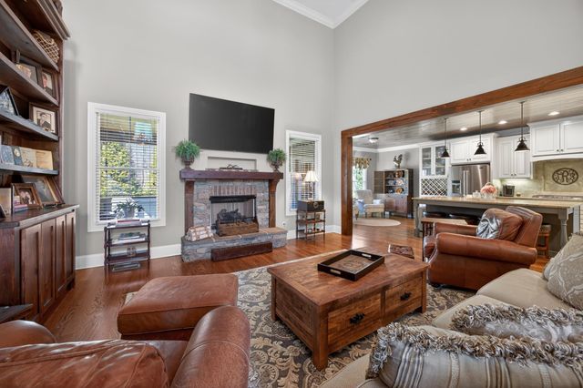 6464 Deep Canyon Road, Hixson, TN 37343