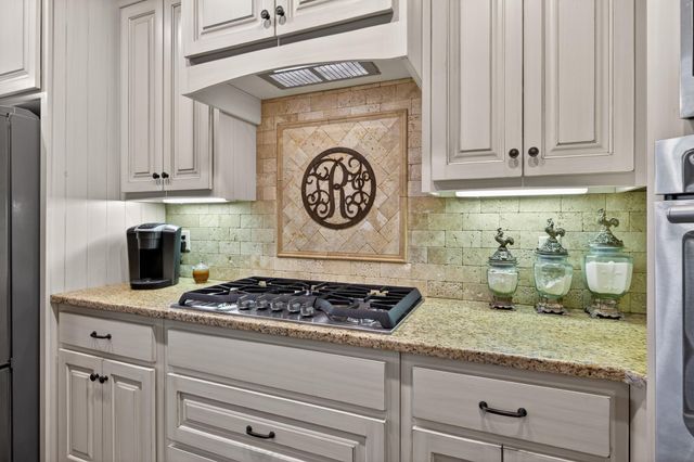 6464 Deep Canyon Road, Hixson, TN 37343