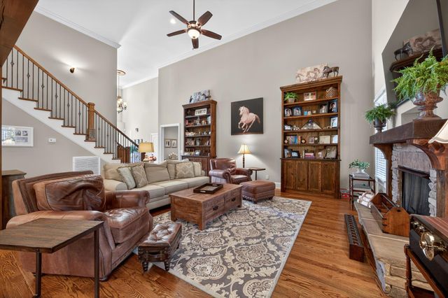 6464 Deep Canyon Road, Hixson, TN 37343