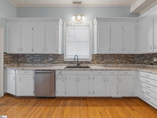 11280 Highway 56 N, Clinton, SC 29325